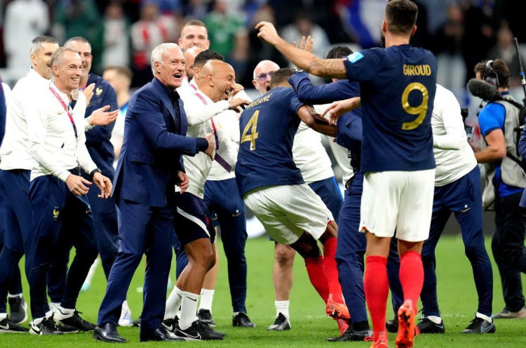 Melaju ke Semifinal, Didier Deschamps: Prancis Beruntung