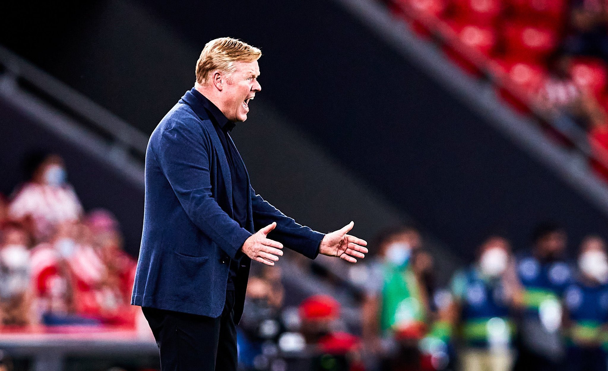 Mendepak Ronald Koeman Bukan Solusi untuk Barcelona