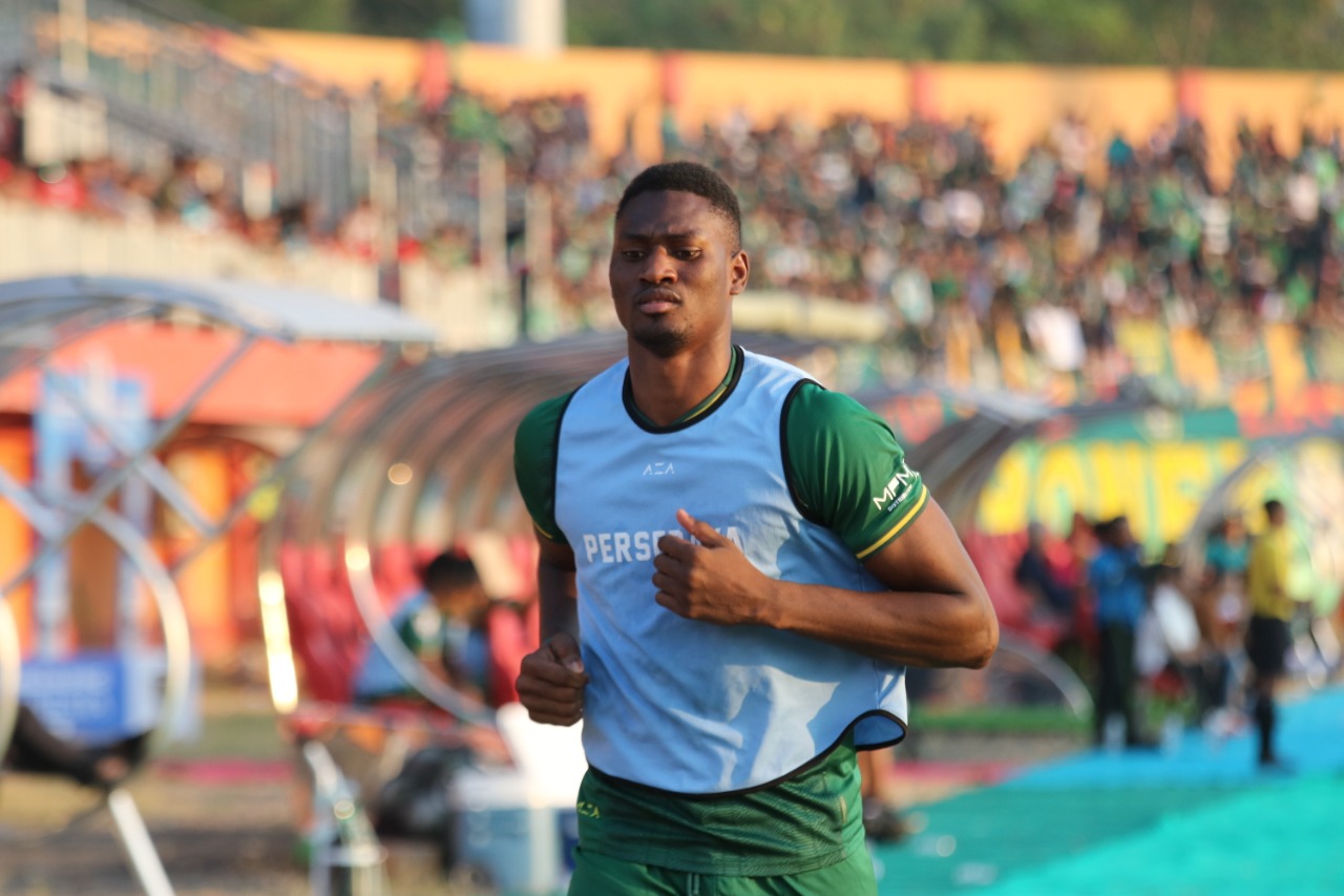 Kemungkinan Pemain Absen dan Starter saat Persebaya Ladeni Persela