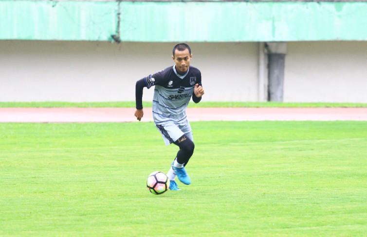 Sunarto Sepakat, Persis Solo Resmi Kontrak 19 Pemain