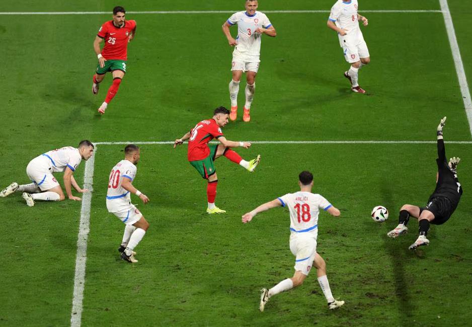Euro 2024: Cerita Menarik di Balik Gol Dramatis Francisco Conceicao ke Gawang Republik Ceko