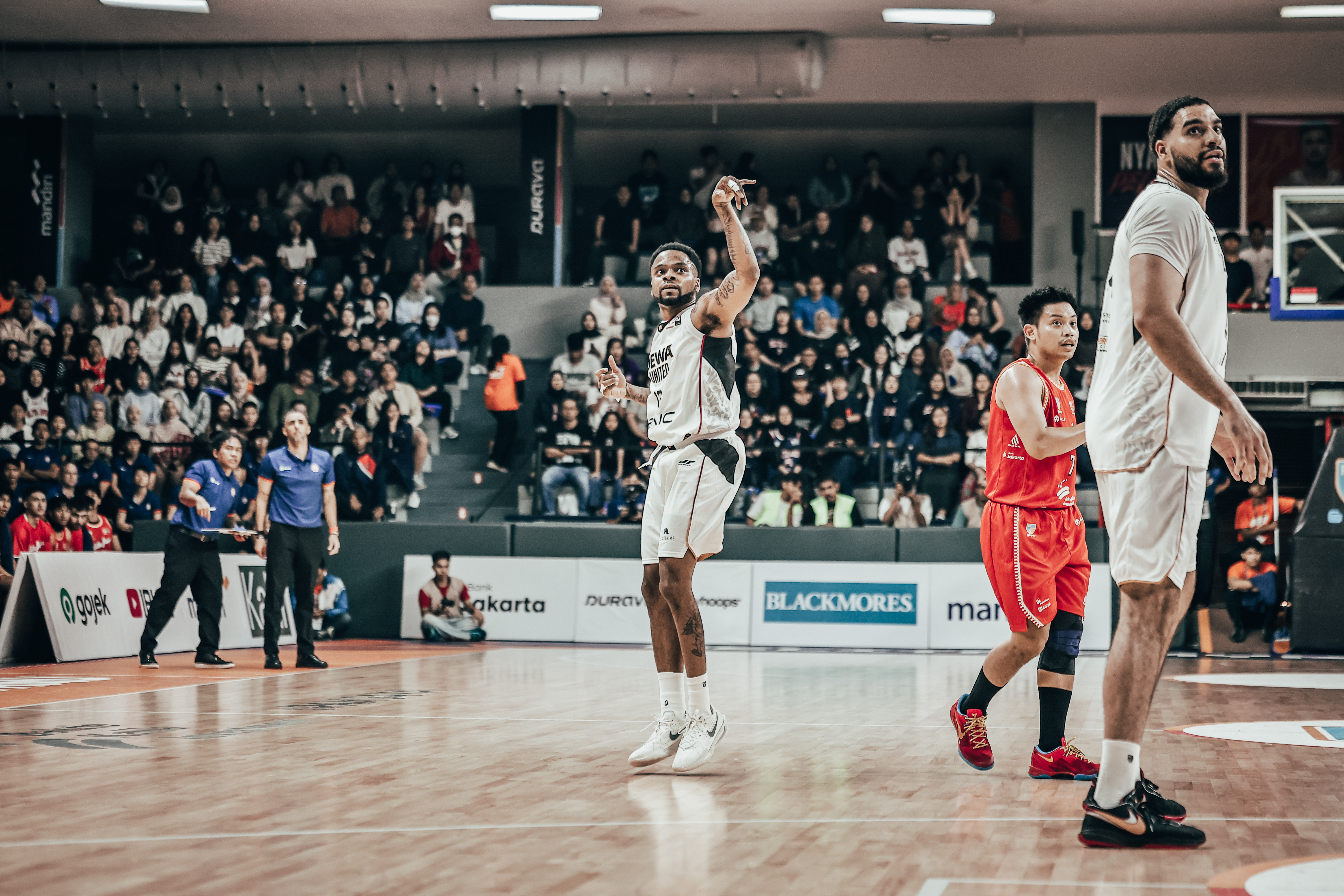 Hasil IBL Pekan ke-10: Dewa United Banten Beri Kekalahan Pertama untuk Pelita Jaya