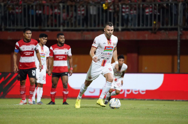 Madura United 2-2 Persija Jakarta: Macan Kemayoran Kembali Gagal Menang