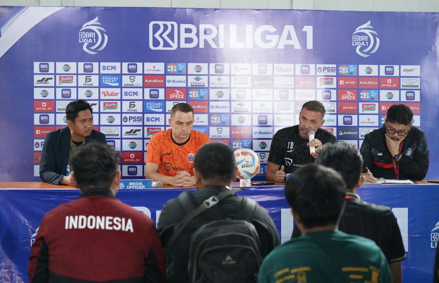 Percaya Kesetiaan The Jakmania, Thomas Doll Tak Merasa Persija Ditinggalkan