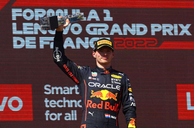 Podium Pertama GP Prancis Buah Kesabaran Verstappen, Dapat Acungan Jempol