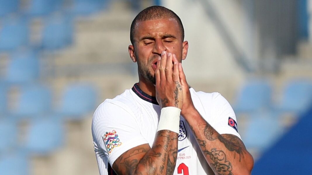 Diganjar Kartu Merah, Kyle Walker Cemaskan Masa Depannya di Timnas Inggris