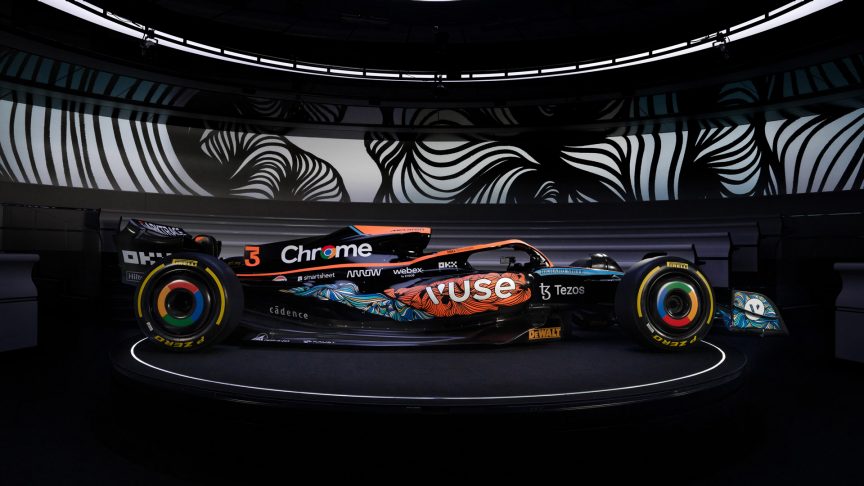 McLaren Persembahkan Livery Khusus di Balapan Penutup Musim 2022