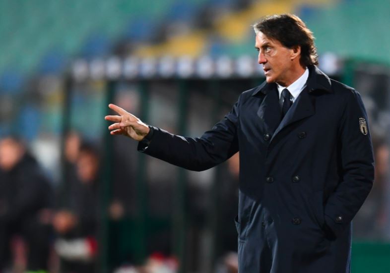 Roberto Mancini Dekati Catatan Lippi di Italia, Mengejar Rekor Pozzo