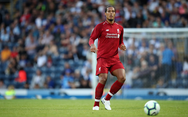Virgil van Dijk Bisa Jadi Legenda Liverpool