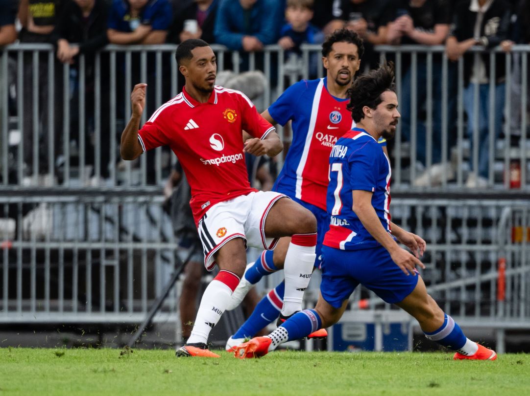 26 Menit Debut Positif Youri Tielemans Bersama Manchester United
