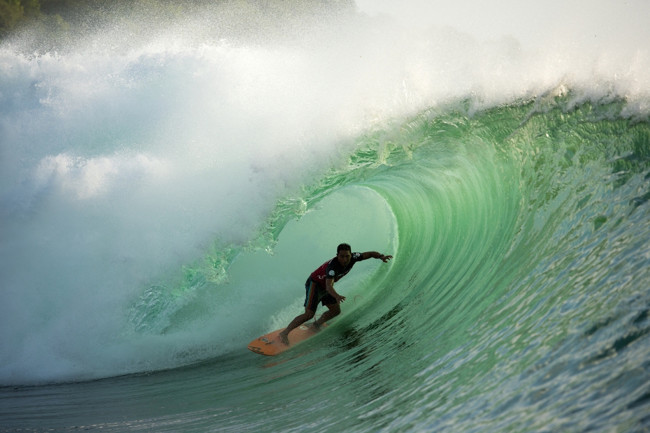 Ombak Besar Siap Sambut Rip Curl Cup Padang-Padang 2018