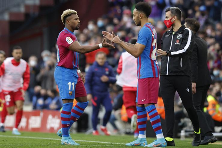 Barcelona Ketagihan Boyong Pemain Premier League