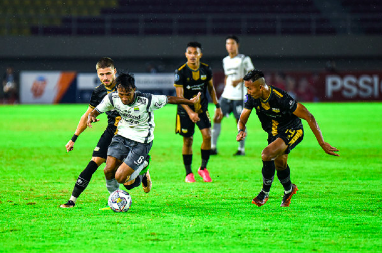 Hasil Liga 1 2022/2023: Dewa United FC Kontra Persib Imbang, Arema FC Menang