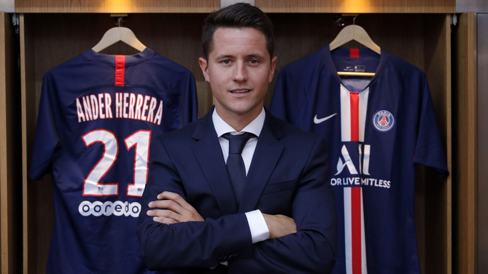 Gabung PSG, Ander Herrera Tambah Legiun Spanyol di Les Parisiens