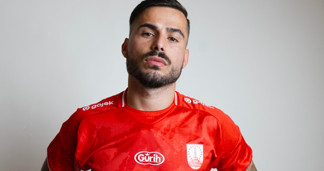 Ganas di Liga Andorra, Persis Solo Tak Jamin Posisi Inti untuk Gerard Artigas