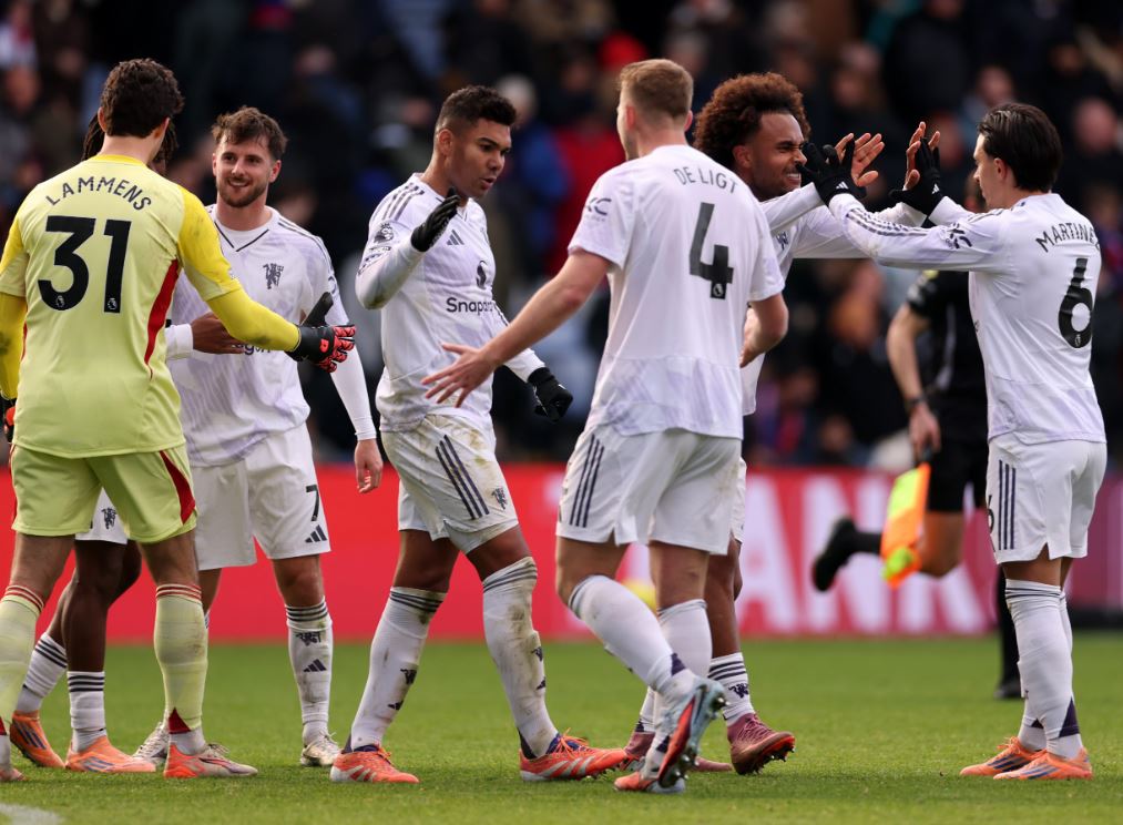 Seperti Halnya Arsenal, Manchester United Juga Set Piece FC