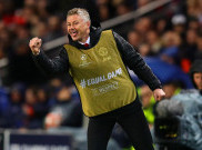 Dengungkan Pemecatan Solskjaer di Medsos, Suporter Man United Dicap Lebay