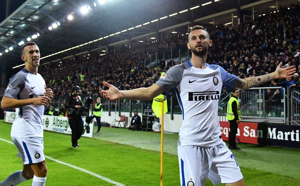 Brozovic Pemain Paling Sering Berlari dan Mengumpan di Serie A 