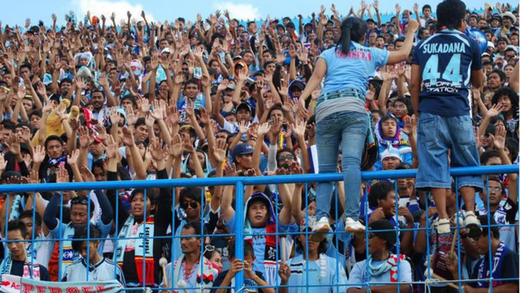 Persebaya Persilakan LA Mania ke Stadion GBT Sejak 15 Tahun Terakhir