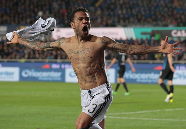 Dani Alves: Juventus Tidak Boleh Remehkan AS Monaco