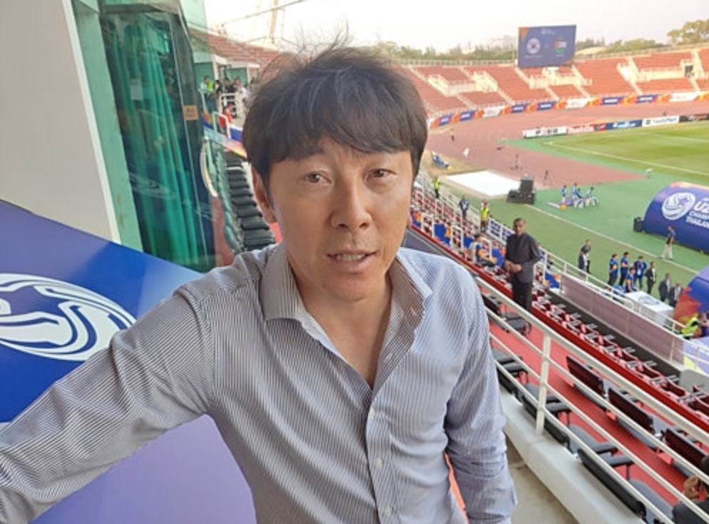 Shin Tae-yong Sempatkan Tonton Langsung Korea U-23 Vs Yordania Jelang TC Timnas Indonesia U-19 di Chiangmai