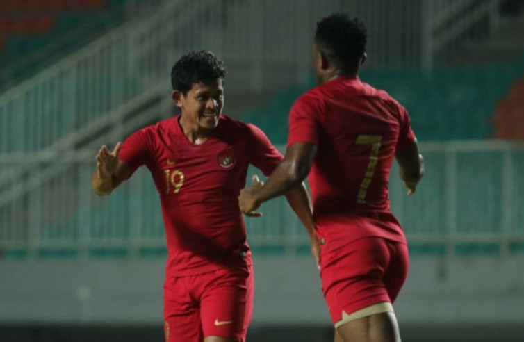 Kepindahan Rizky Pellu ke Persib Bandung Masih Rumor