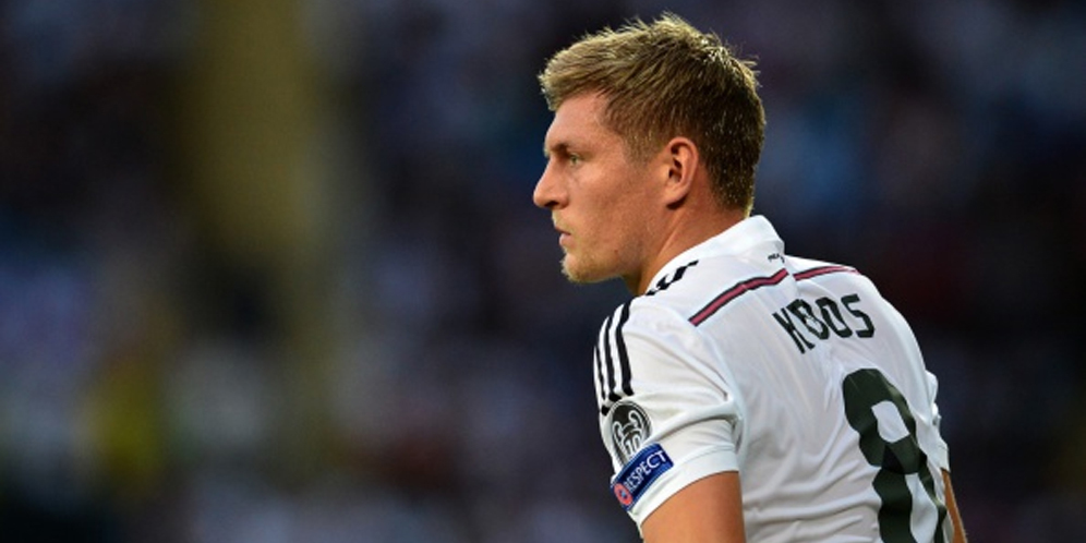 Kroos: Julian Weigl Akan Menjadi Pemain Kelas Dunia