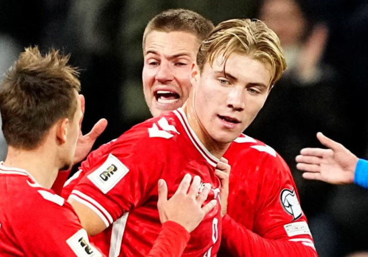 Rasmus Hojlund Gacor Cetak Gol, Manchester United Dinilai bak Virus yang Merusak Pemain