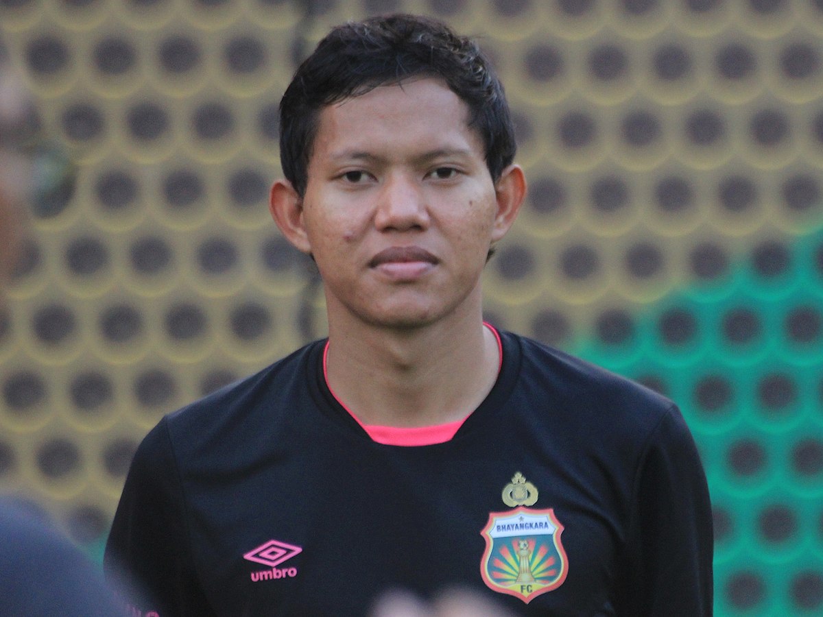Harapan Adam Alis pada Pemilu 2019: Presiden Terpilih Harus Peduli Sepak Bola 