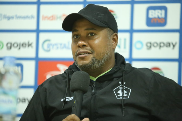Negosisiasi Alot Jadi Penyebab Divaldo Alves Belum Pasti di Persik