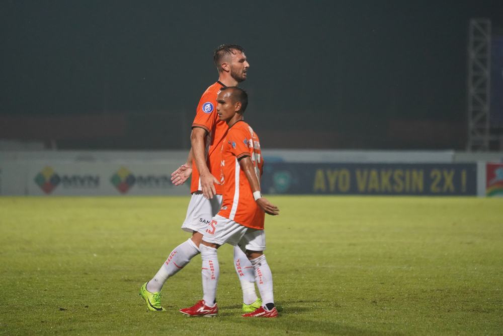 Gagal Eksekusi Penalti, Marco Motta Dibela Pelatih Persija