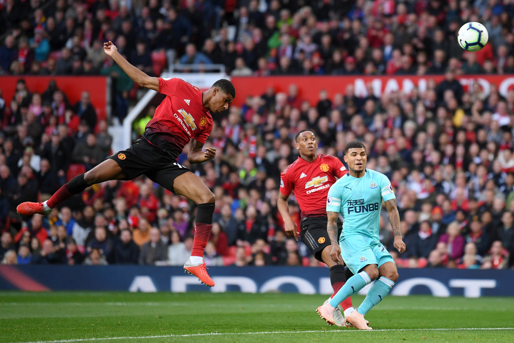 Man United 3-2 Newcastle, Setan Merah Menang Dramatis di Old Trafford