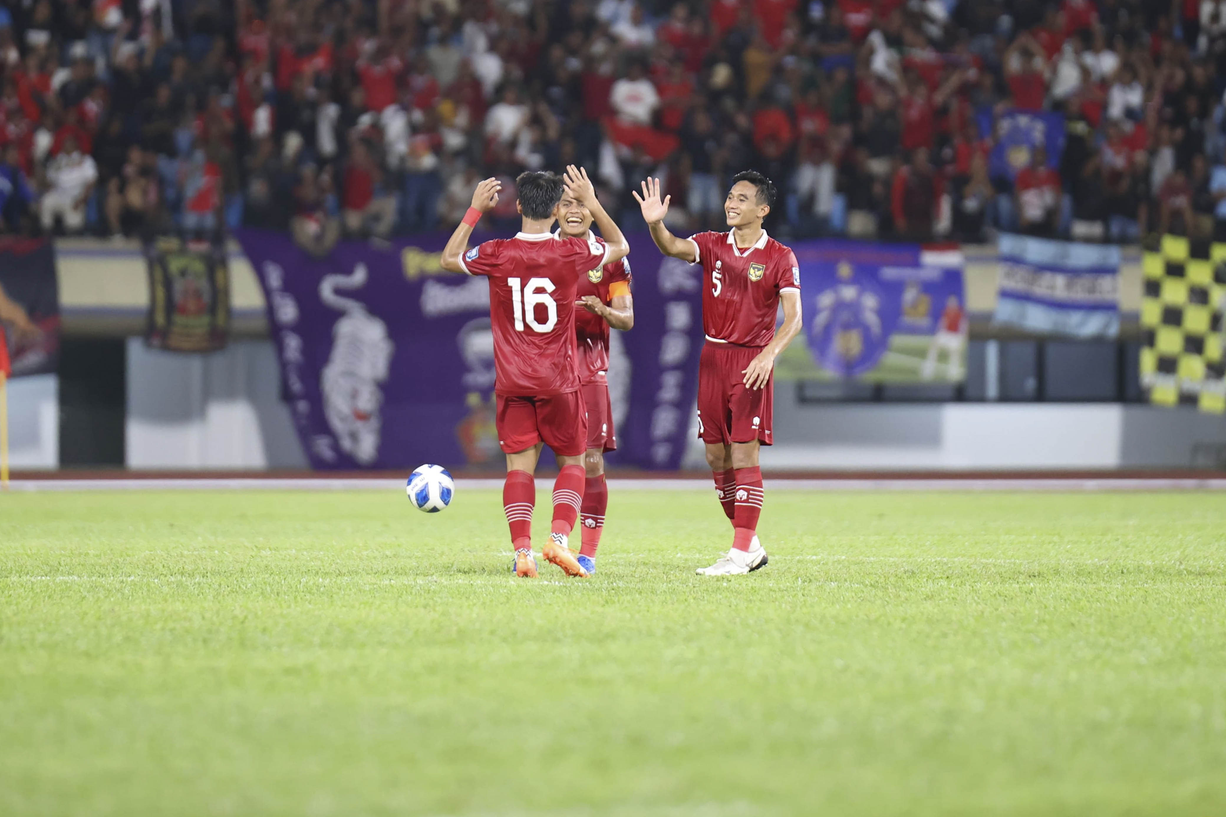Tepis Isu Hengkang, Rizky Ridho Ingin Bawa Hasil Positif di Timnas ke Persija