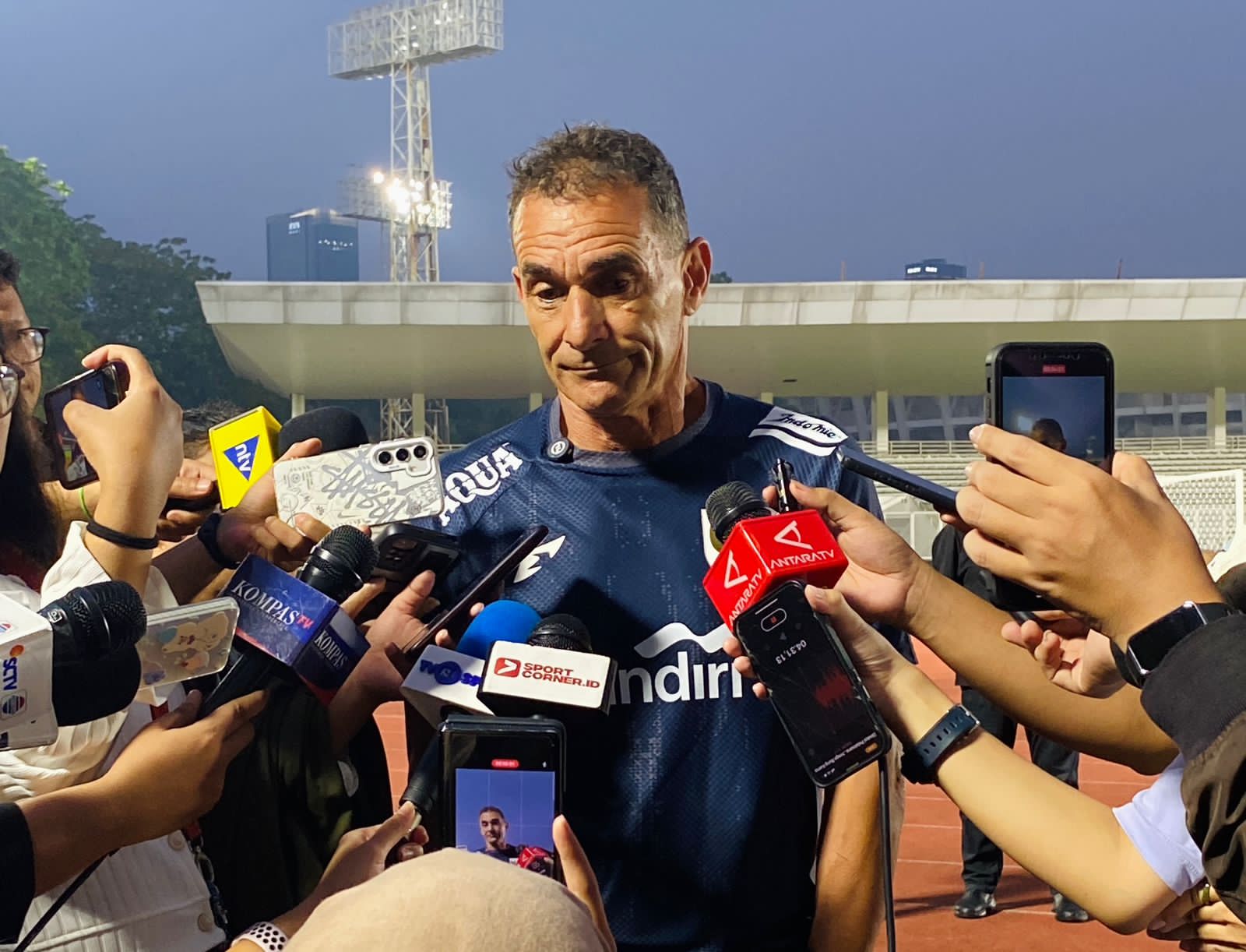 Geram dengan Regulasi 11 Pemain Asing di Super League Musim Depan, Gerald Vanenburg: Lelucon!