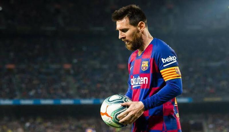 Ronaldo Yakin Lionel Messi Tidak Akan Tinggalkan Barcelona