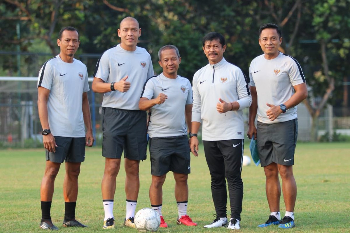 Wawancara Eksklusif Hendro Kartiko: Bicara Rahasia Menarik di Balik Para Kiper Timnas