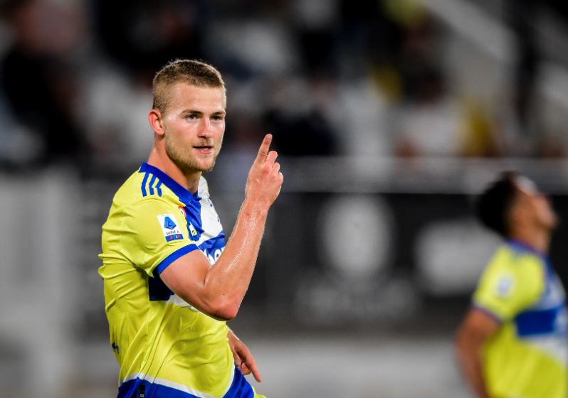 Saga Transfer De Ligt, Penilik Klausul Pembelian 128 Juta Poundsterling