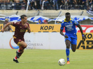 Robert Rene Alberts Sebut Persib Pantas Menang dari PSM Makassar
