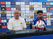 Lini Depan Persib Bandung Jadi Sorotan Usai Hanya Bisa Cetak 2 Gol ke Gawang Semen Padang