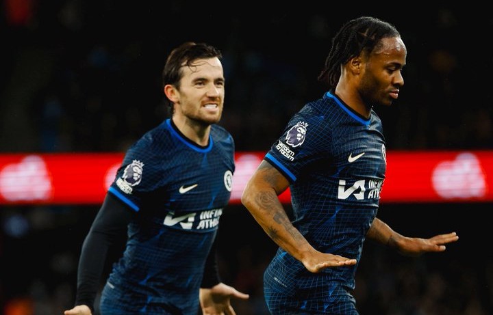 Raheem Sterling Bikin Manchester City Pusing
