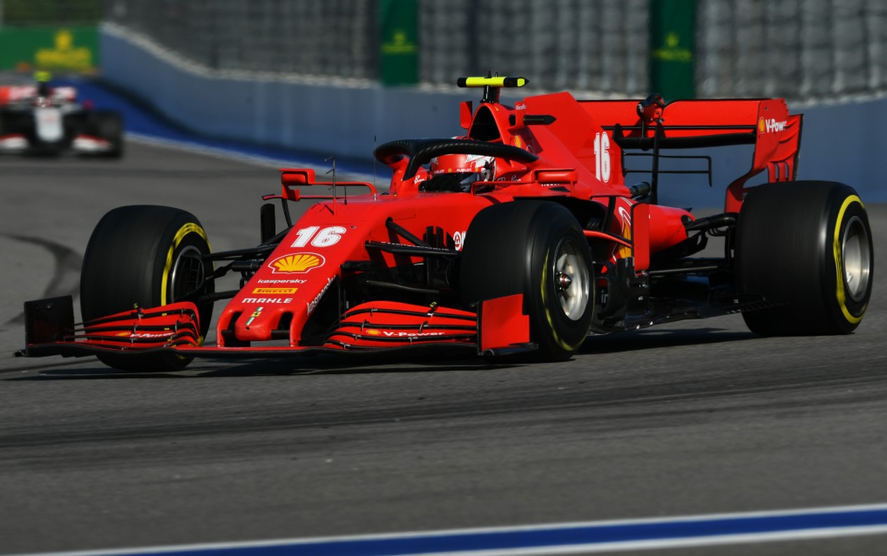 Ferrari Puas dengan Duo Charles Leclerc dan Carlos Sainz Jr