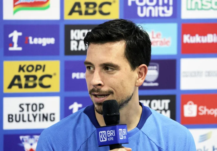 Jelang Persib vs Dewa United, Thom Haye Singgung Pergantian Pelatih dan Pemain Baru