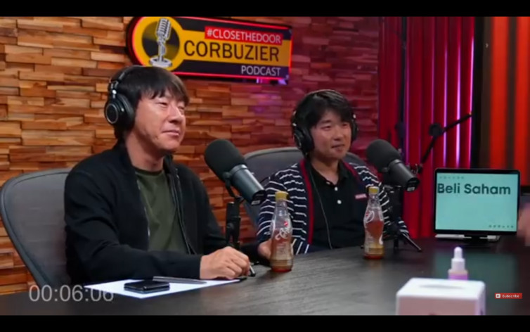 Shin Tae-yong Cerita Jadi Bintang Tamu di Podcast Deddy Corbuzier