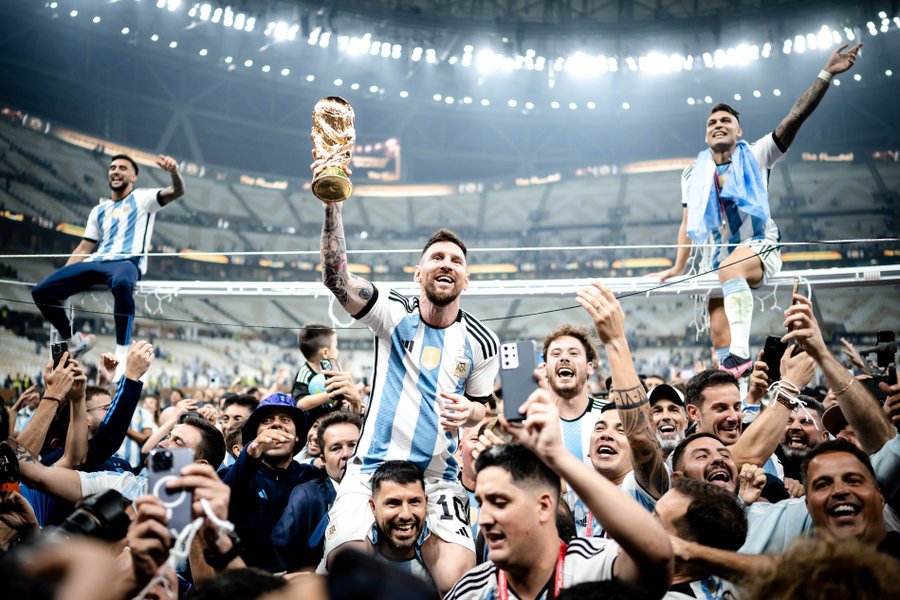 Barcelona Kembali Tegaskan Ingin Lionel Messi Kembali
