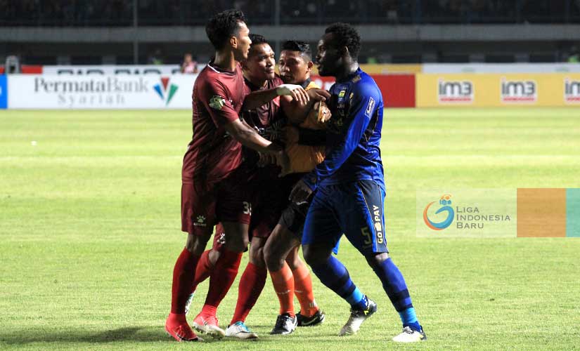 Prediksi Persib Bandung Vs PSM Makassar: Maung Bandung Di Ujung Jurang