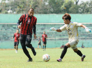 Arema FC Coba Formasi Baru dalam Uji Coba demi Poin Kontra PSM dan Madura United