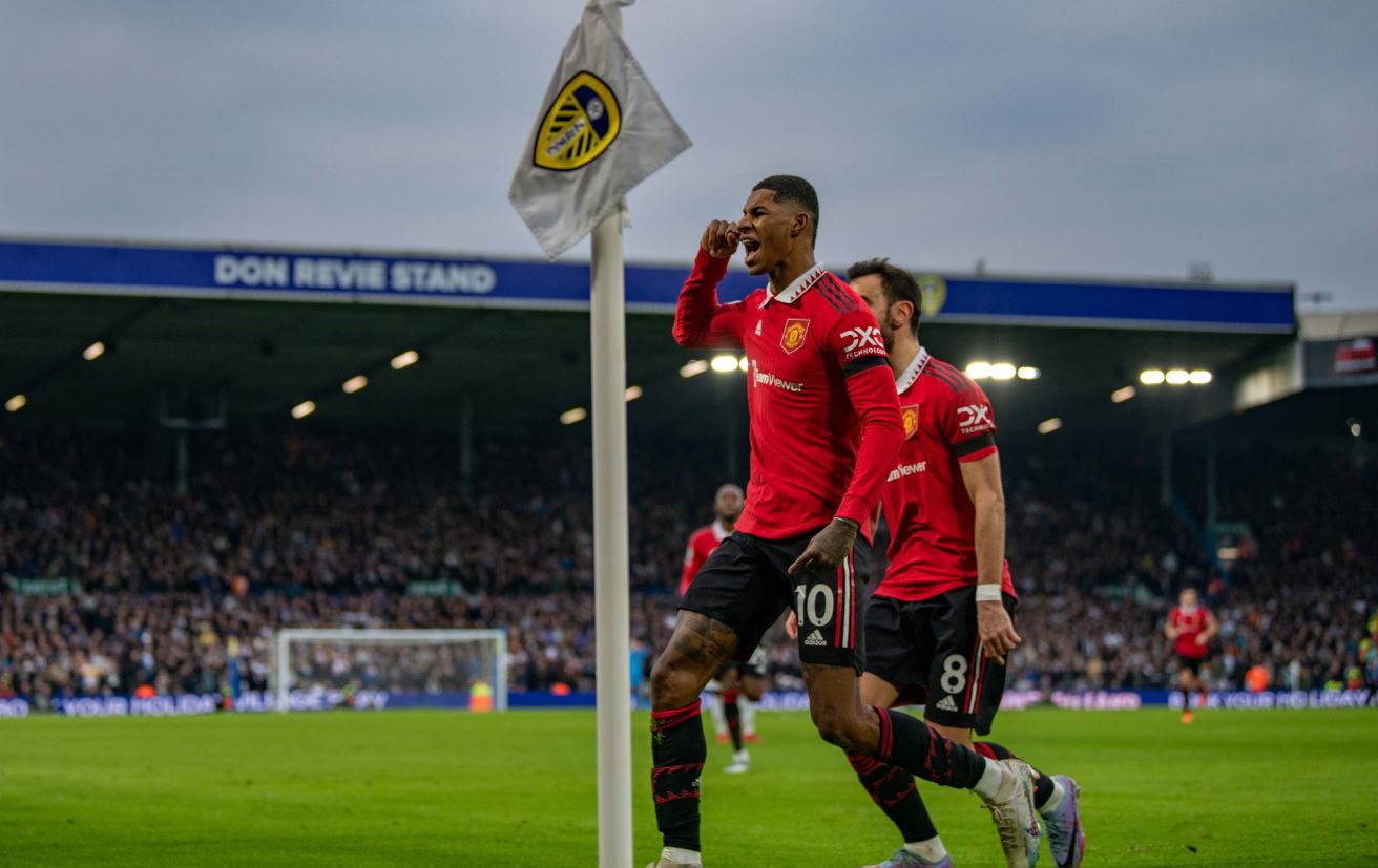 Leeds United 0-2 Manchester United: De Gea 400 Laga, Setan Merah Dekati Puncak
