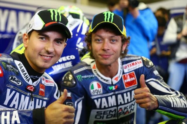 Valentino Rossi Minta Jorge Lorenzo Tidak Tinggalkan Dunia Balap