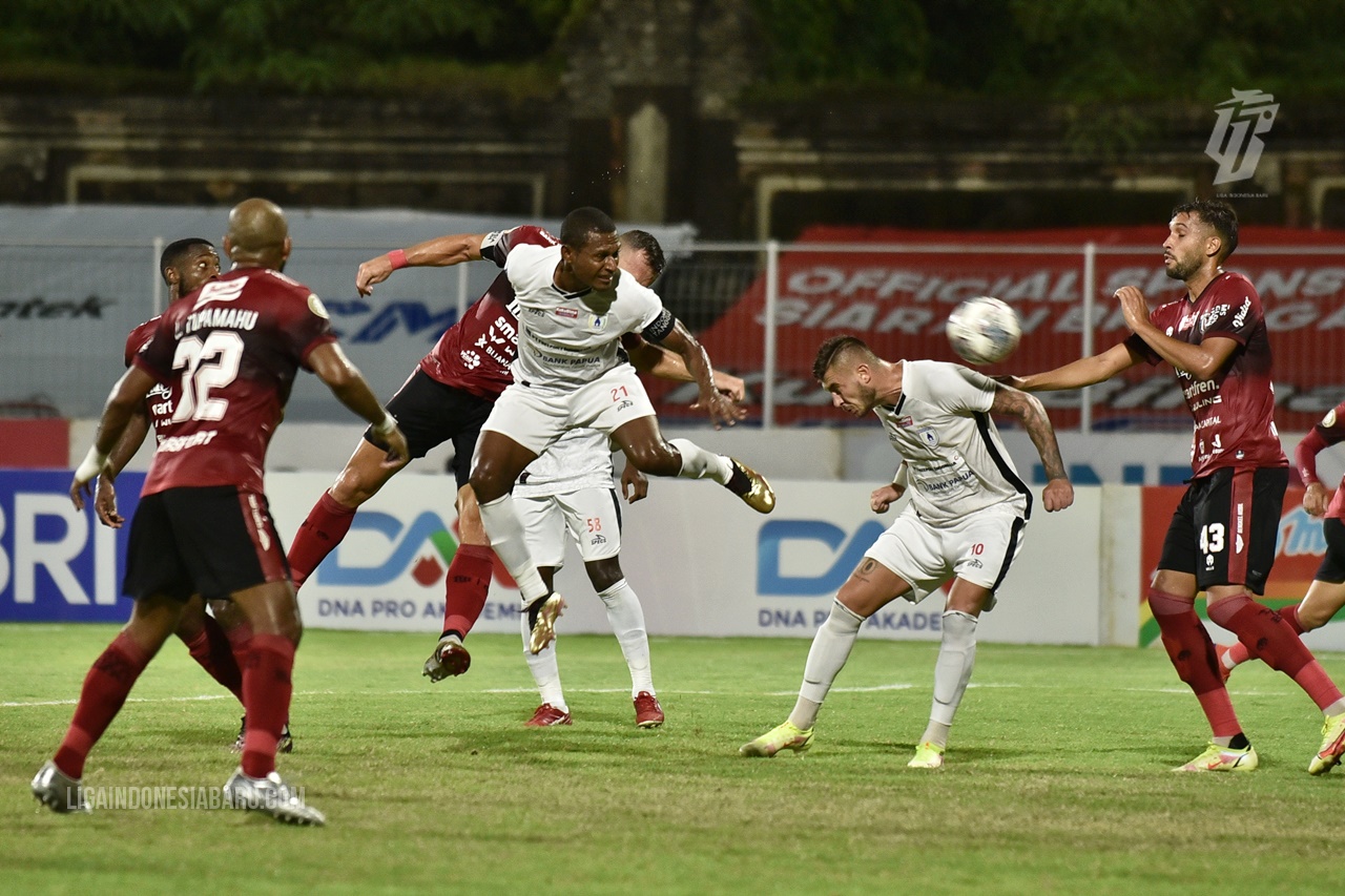 Dilibas Bali United, Alfredo Vera Sebut Situasi Persipura Sulit