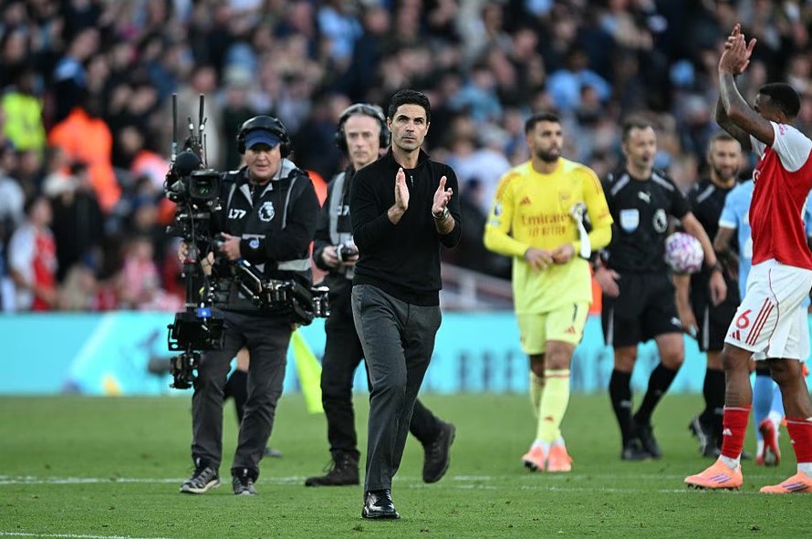 Jadi Pelatih Pertama yang Tidak Pernah Kalah dalam Lima Laga Melawan Pep Guardiola di Premier League, Mikel Arteta Tidak Peduli